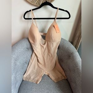 U Plunge Shapewear with Built In Bra